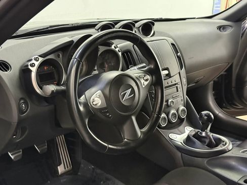 Used 2013 Nissan 370Z NISMO w/ Bose Pkg RWD image 10