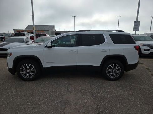 Used 2021 GMC Acadia SLT w/ Preferred Package image 2