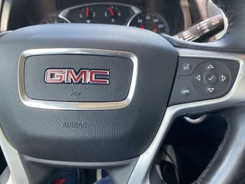 Used 2020 GMC Terrain SLE FWD image 23