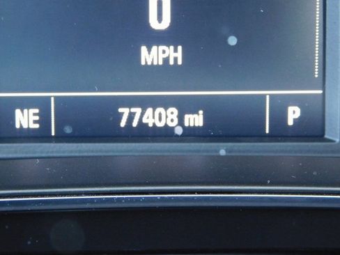 Used 2017 Chevrolet Cruze LT w/ Convenience Package image 27