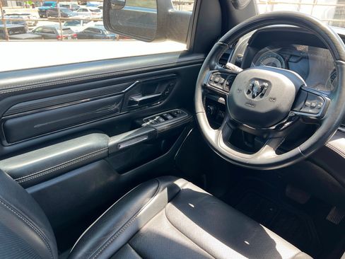 Used 2022 RAM 1500 Limited AWD/4WD image 11