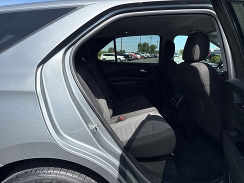 Used 2024 Chevrolet Equinox LT AWD/4WD image 12