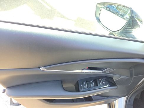 Used 2024 MAZDA CX-30 AWD 2.5 S w/ Select Sport Pkg image 3