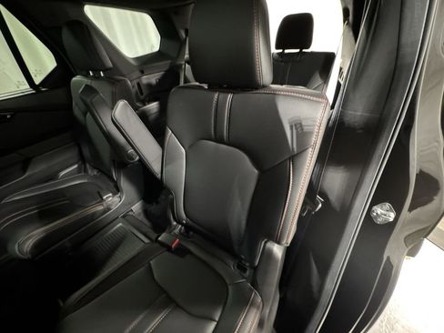 Used 2025 Honda Pilot TrailSport image 29