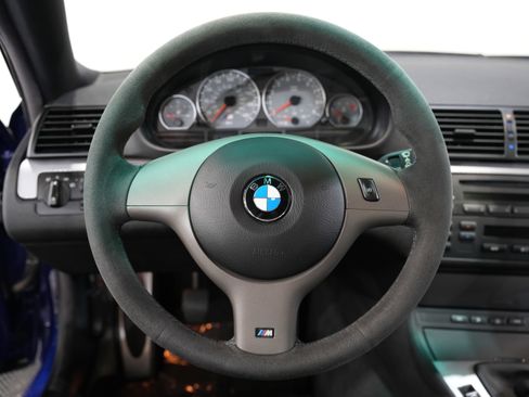 Used 2005 BMW M3 Coupe image 32