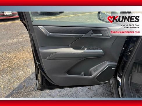 New 2026 GMC Acadia Elevation w/ Black Edition AWD/4WD image 13