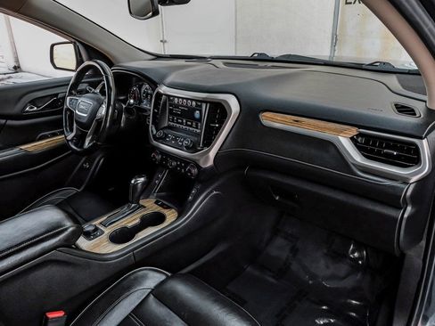 Used 2018 GMC Acadia Denali w/ Technology Package image 16