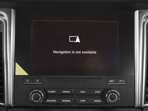 Used 2018 Porsche Macan S image 17