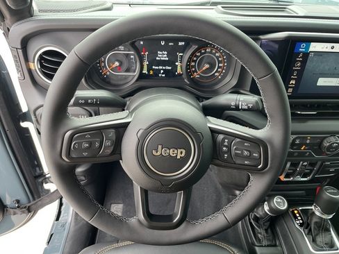 New 2026 Jeep Gladiator Sport image 8