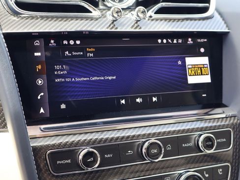 Used 2021 Bentley Bentayga Speed AWD/4WD image 17