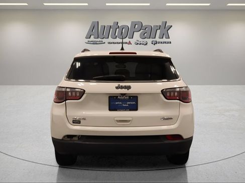 Certified 2020 Jeep Compass Latitude w/ Cold Weather Group AWD/4WD image 6