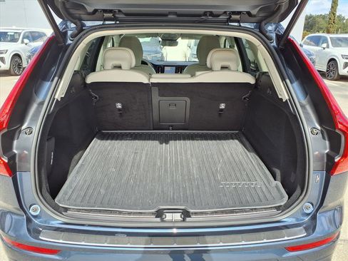 Certified 2023 Volvo XC60 B5 Plus w/ Protection Package Premier image 17