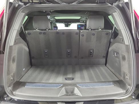 Certified 2024 Cadillac Escalade V w/ Heavy-Duty Trailer Package image 8