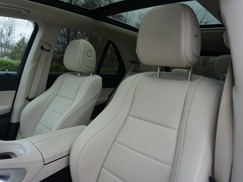 Certified 2021 Mercedes-Benz GLE 350 4MATIC image 11