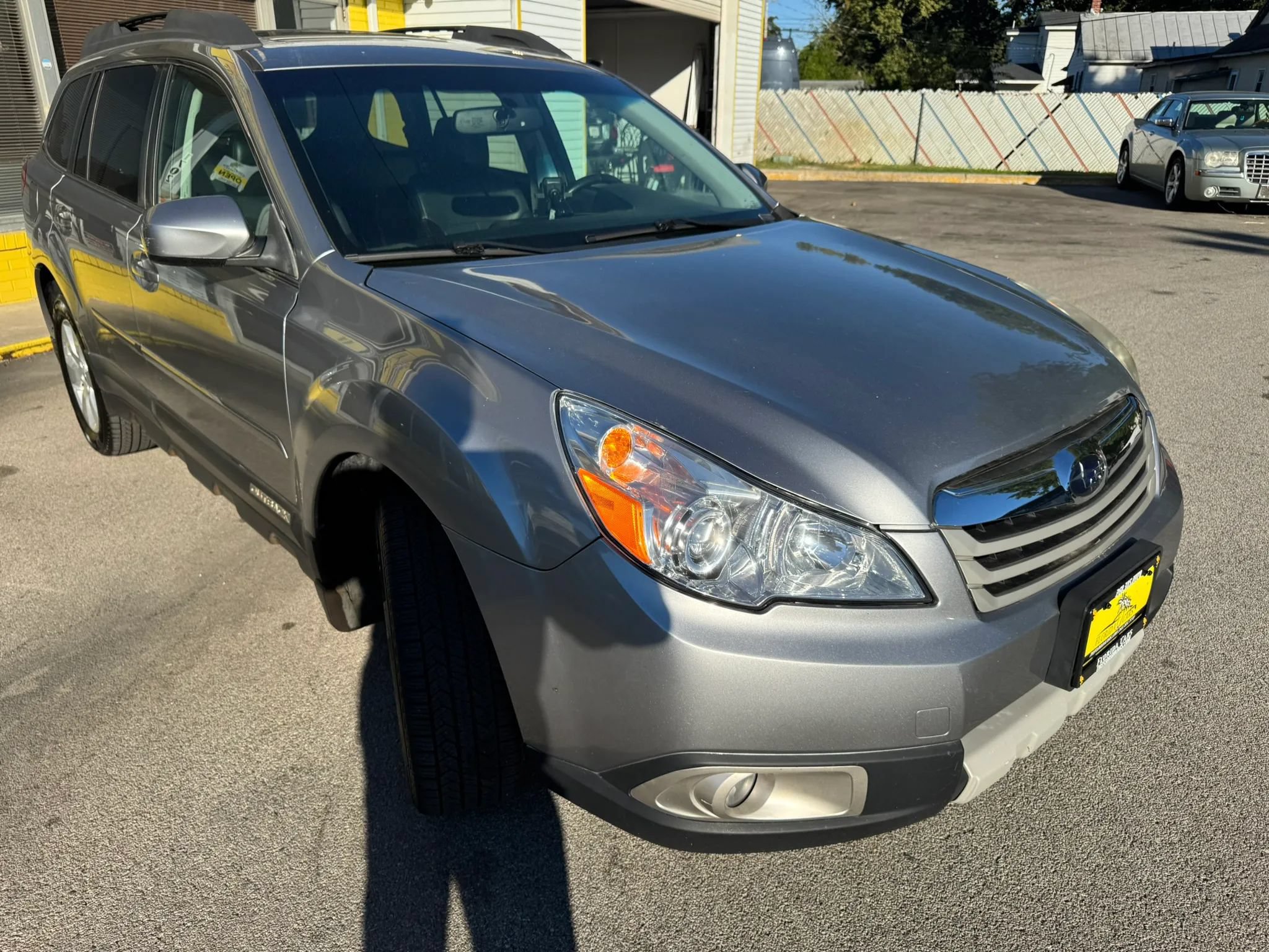 Used 2011 Subaru Outback 2.5i Limited AWD/4WD image 12
