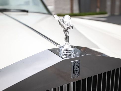 Used 1989 Rolls-Royce Corniche II RWD image 12