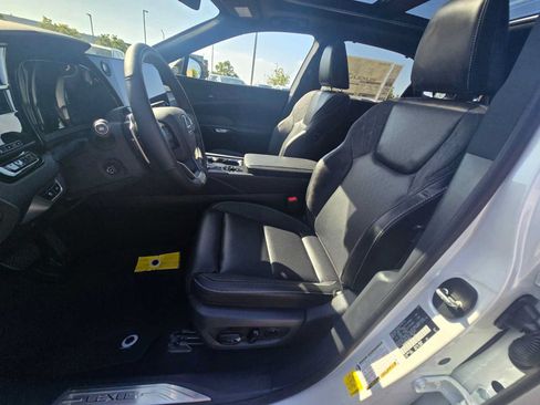 New 2026 Lexus RX 450h AWD image 23