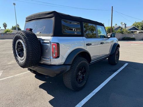 Used 2022 Ford Bronco Badlands w/ Sasquatch Package image 8