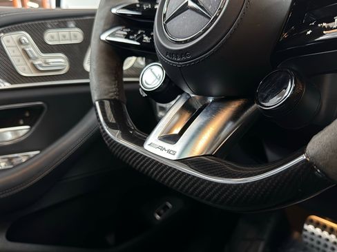 Used 2024 Mercedes-Benz GLS 63 AMG 4MATIC image 21