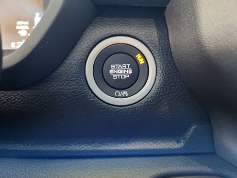 New 2025 RAM 2500 Laramie image 30