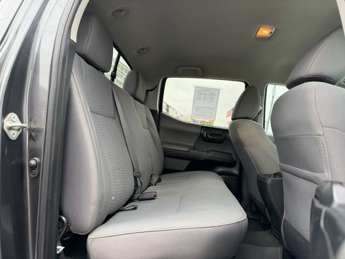 Used 2019 Toyota Tacoma SR w/ SR Convenience Package AWD/4WD image 8