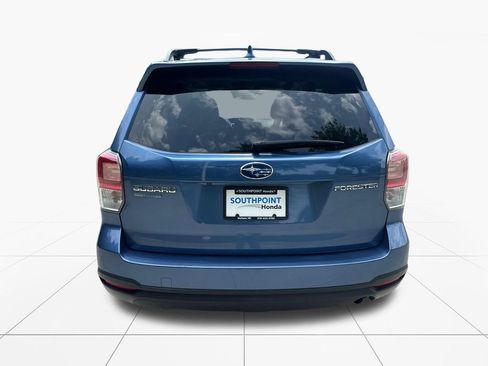 Used 2018 Subaru Forester 2.5i Premium AWD/4WD image 7