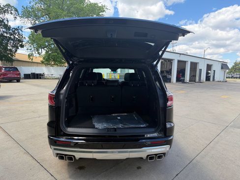 New 2026 GMC Acadia Denali w/ Super Cruise Package AWD/4WD image 12