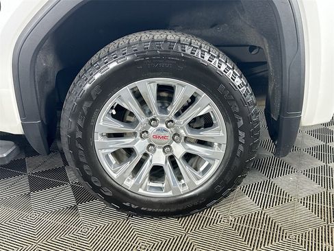 Used 2024 GMC Sierra 1500 Denali w/ Technology Package image 34