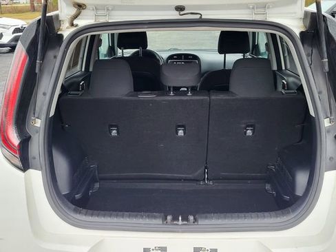 Used 2024 Kia Soul LX w/ Option Group 015 image 4