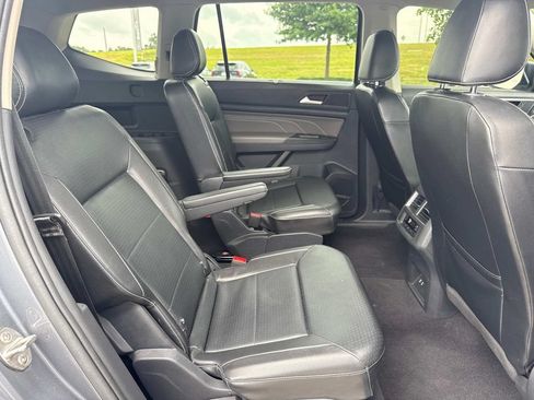 Used 2022 Volkswagen Atlas SE w/ Panoramic Sunroof Package FWD image 15