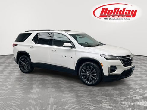 Certified 2023 Chevrolet Traverse RS AWD/4WD image 1