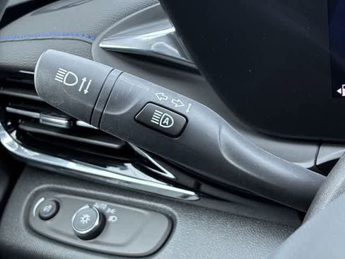 Used 2026 Buick Envista Sport Touring w/ Convenience II Package image 27