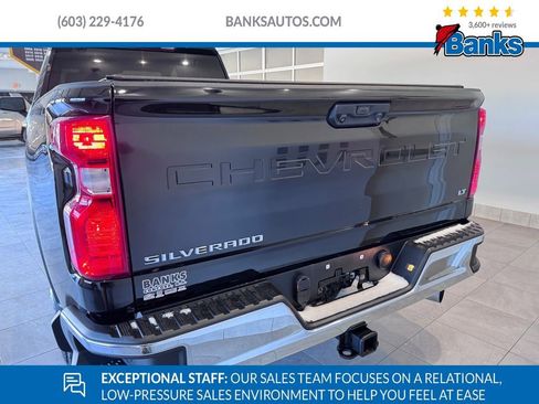 Certified 2024 Chevrolet Silverado 2500 LT w/ Convenience Package image 5