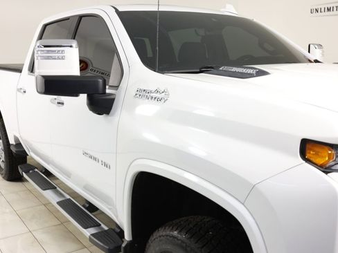 Used 2021 Chevrolet Silverado 2500 High Country w/ Z71 Off-Road Package image 39