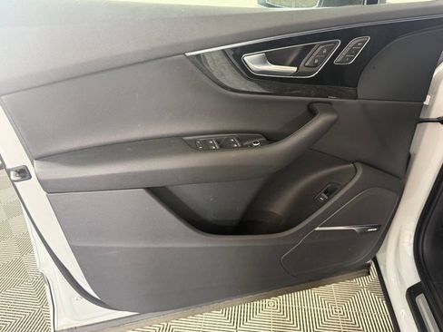 Used 2019 Audi Q7 3.0T Premium Plus w/ Premium Plus Package AWD/4WD image 31