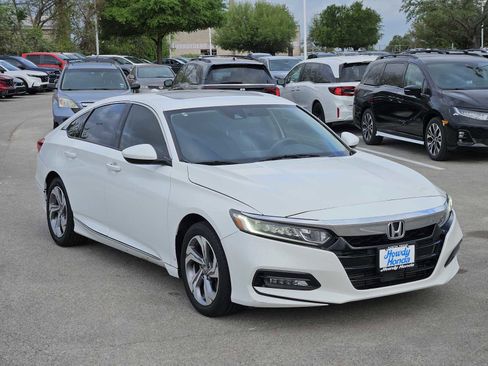 Used 2020 Honda Accord EX image 3
