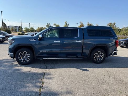 Used 2024 GMC Sierra 1500 SLT w/ SLT Premium Plus Package AWD/4WD image 4