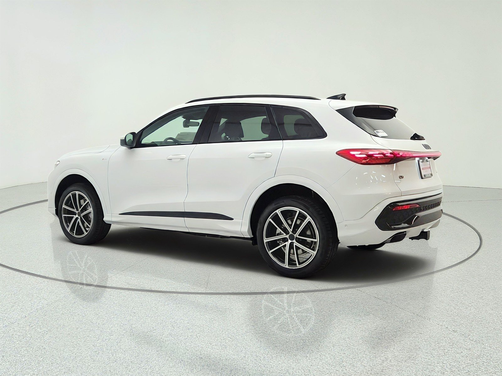 New 2026 Audi Q5 Premium Plus AWD/4WD image 7