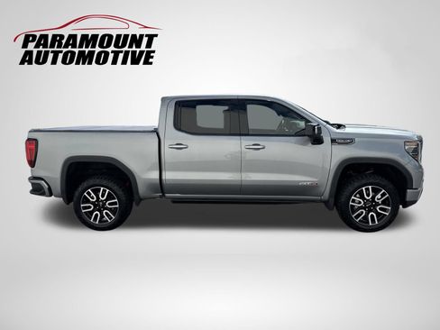 Used 2024 GMC Sierra 1500 AT4 w/ Technology Package AWD/4WD image 8