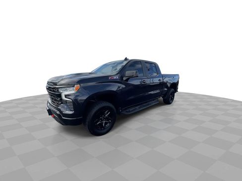 Used 2022 Chevrolet Silverado 1500 LT Trail Boss w/ Convenience Package II image 4