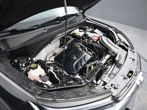 Used 2025 Chevrolet TrailBlazer LT image 34