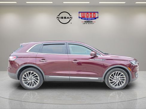 Used 2019 Lincoln Nautilus Reserve w/ Drivers Assistance Package AWD/4WD image 2