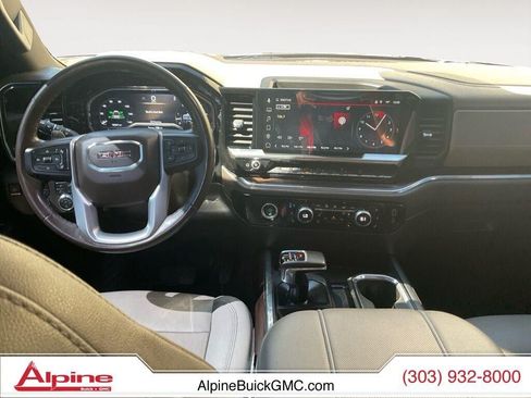 Used 2023 GMC Sierra 1500 SLT w/ SLT Premium Package AWD/4WD image 10