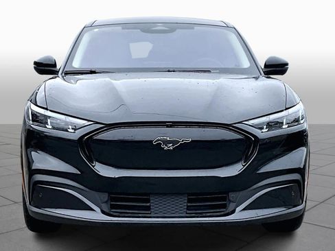 Used 2025 Ford Mustang Mach-E Premium image 3