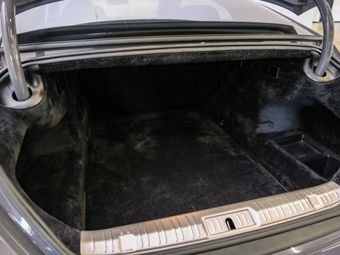 Used 2018 Rolls-Royce Wraith image 46