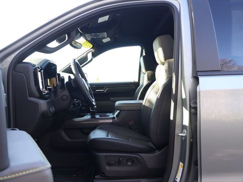 Certified 2024 Chevrolet Silverado 1500 ZR2 image 33