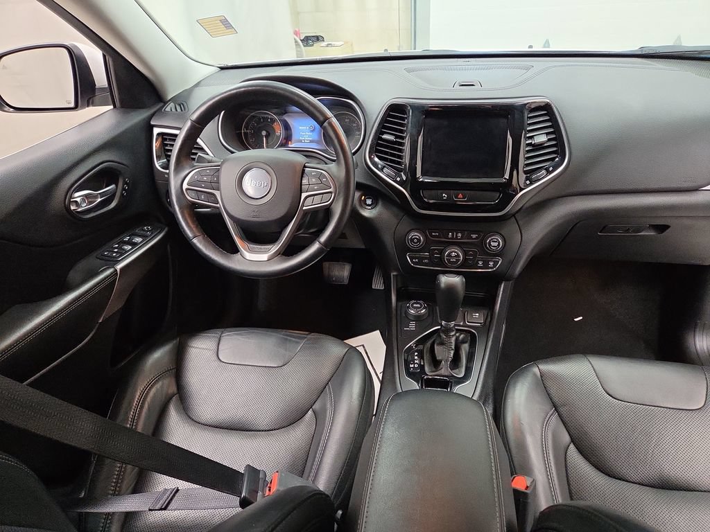 Used 2019 Jeep Cherokee Limited AWD/4WD image 13