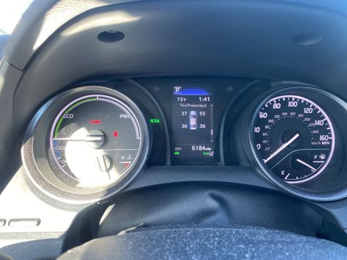 Used 2024 Toyota Camry SE image 13