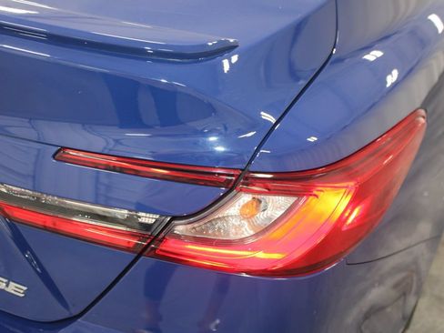 Used 2025 Toyota Camry SE FWD image 28