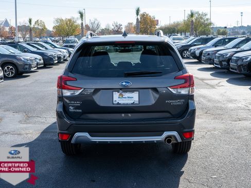 Used 2023 Subaru Forester Touring image 4